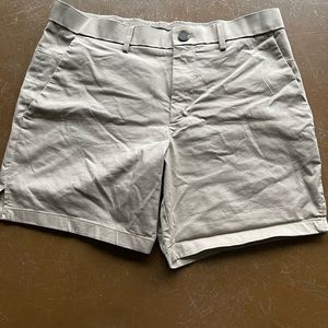 Banana Republic Men’s shorts size 32 Waist